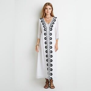 Sage & Vicky MAXI DRESS BLACK WHITE FLORAL EMBROIDERED Hippie Bohemian Sz M